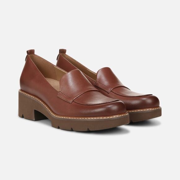 Naturalizer Womens 9.5N Brown Leather Darry Lug Sole Loafers Block Heels LB11-15 - Picture 1 of 8